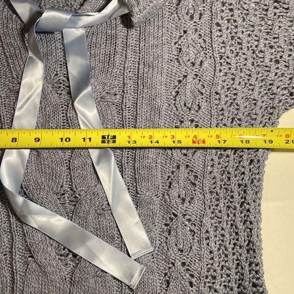 Lauren Conrad Knit Sweater with ribbon closure. - Picture 9 of 10